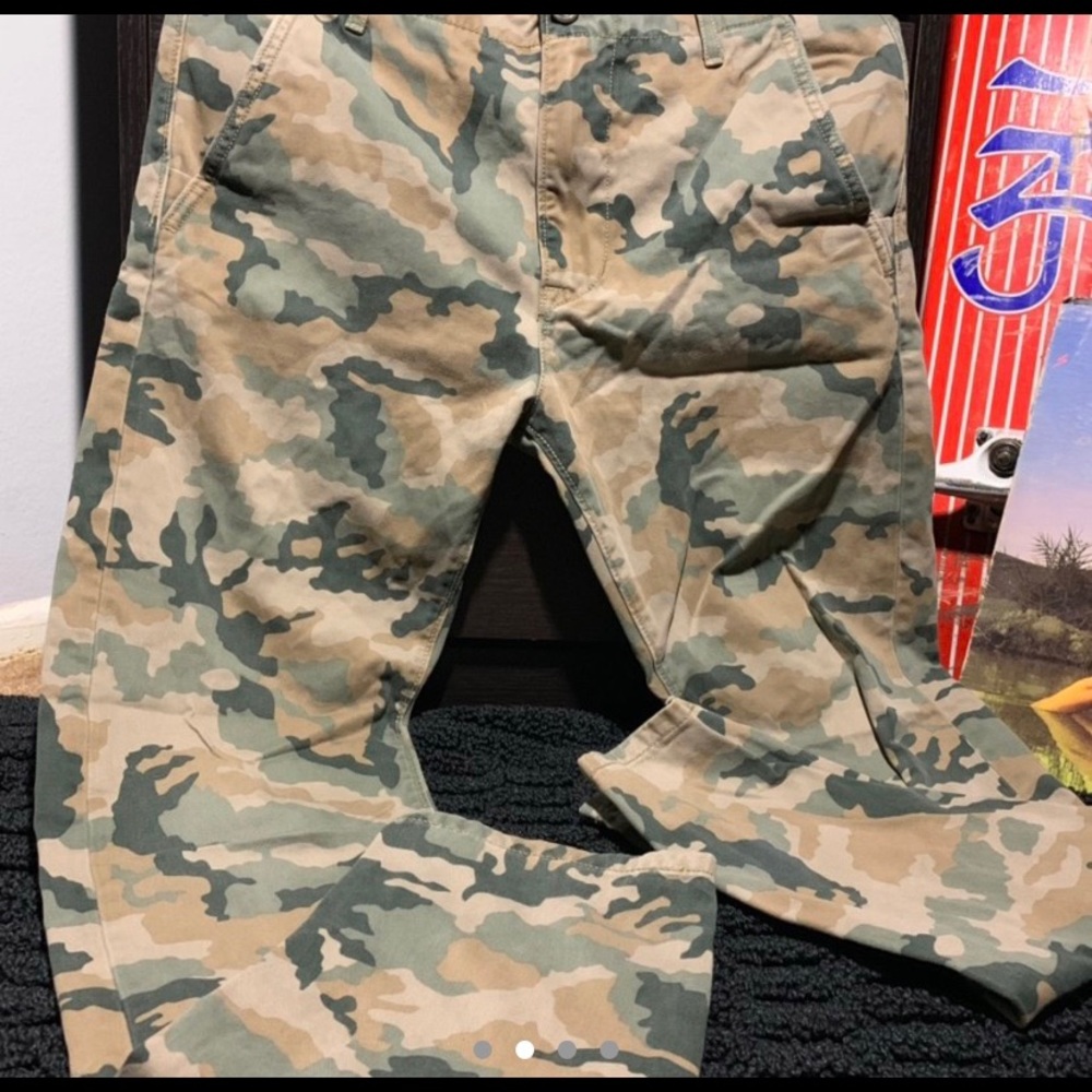 LEVI'S camo pants - Picture 2 of 4